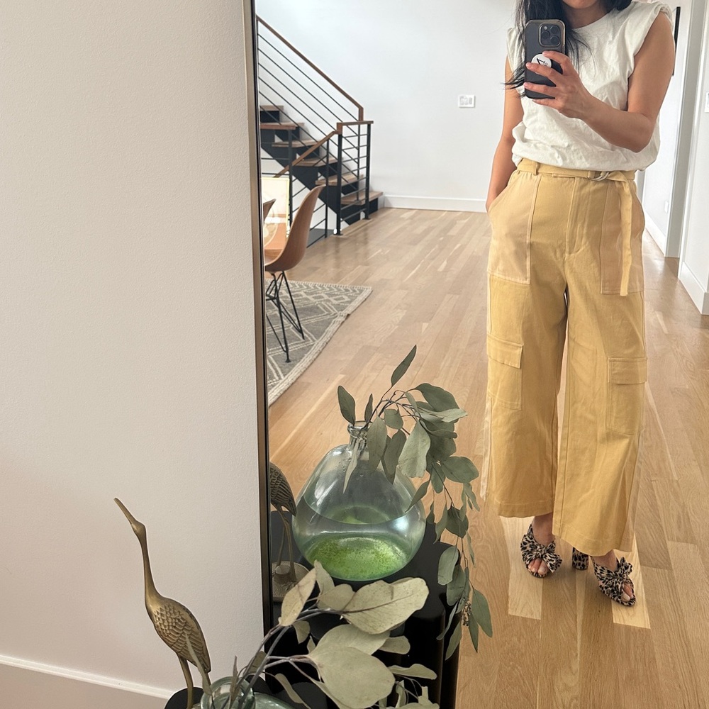 Frnch Paris Stylish utility pocket tan pants sz S